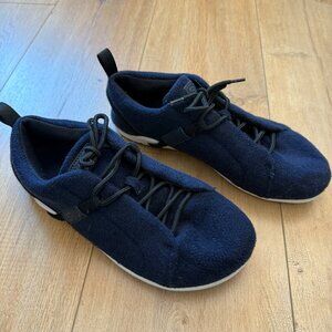 Xero Men's Pacifica navy wool barefoot sneakers size 9M